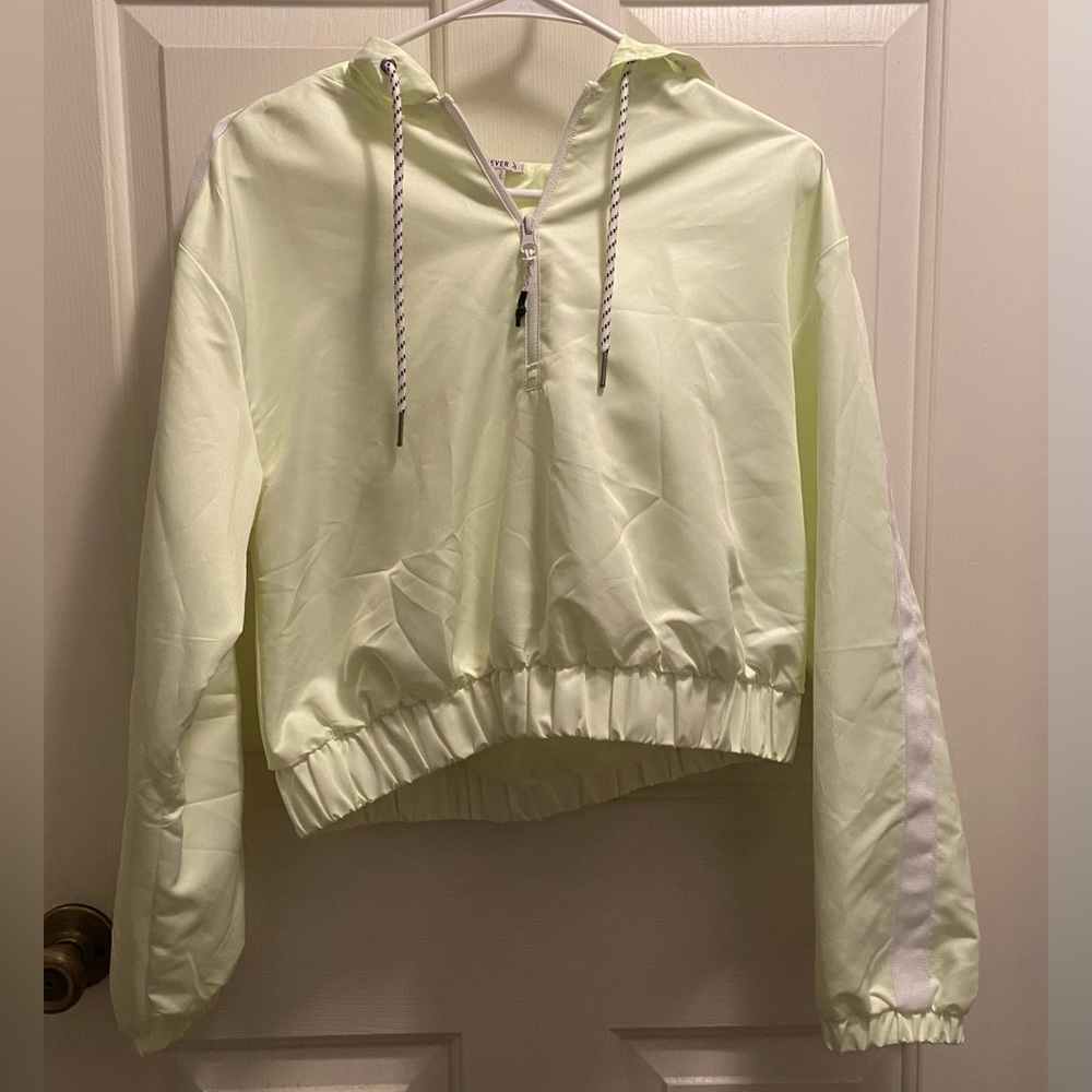 Cropped Hooded Jacket